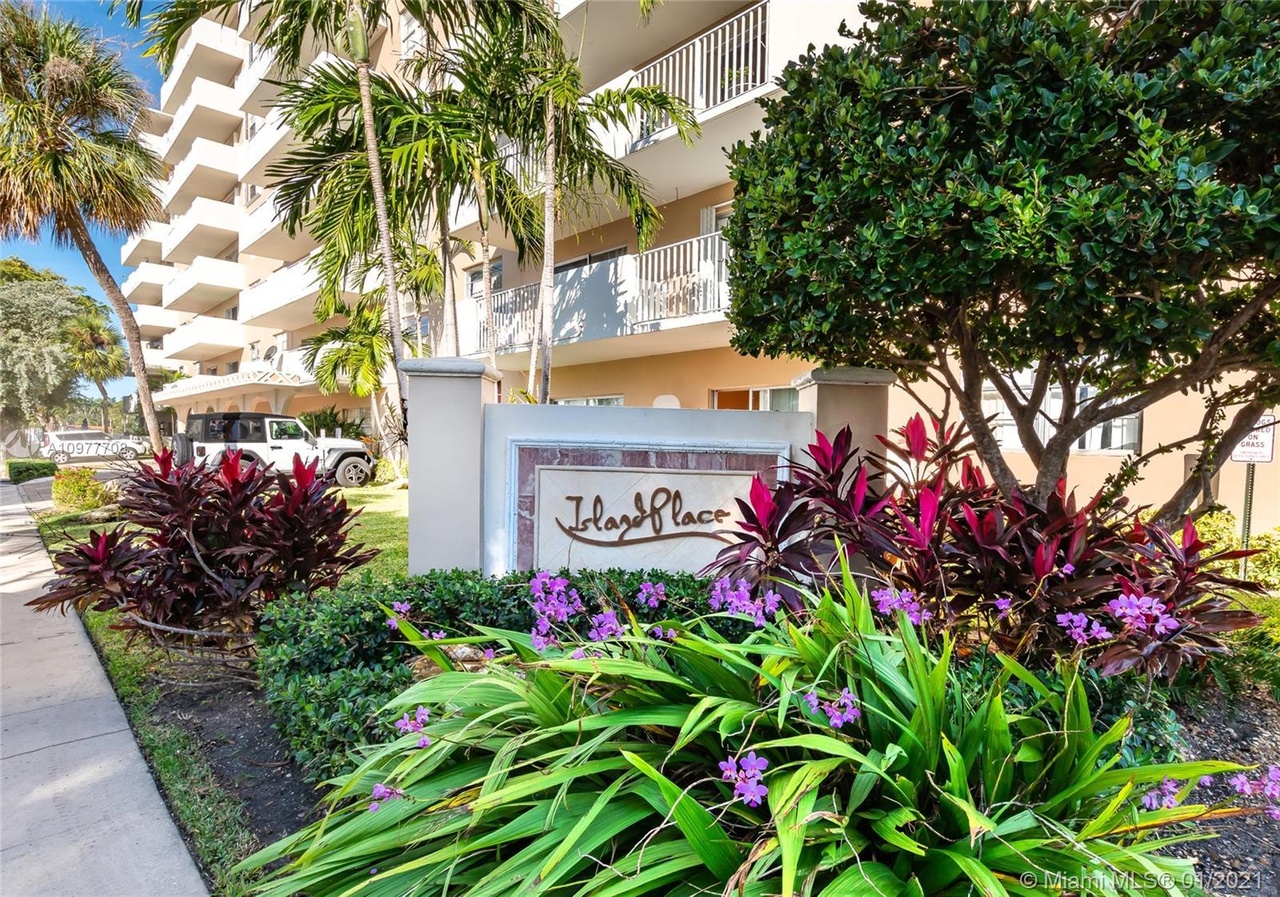 1455 N Treasure Dr Unit 4J, North Bay Village, FL 33141 ...