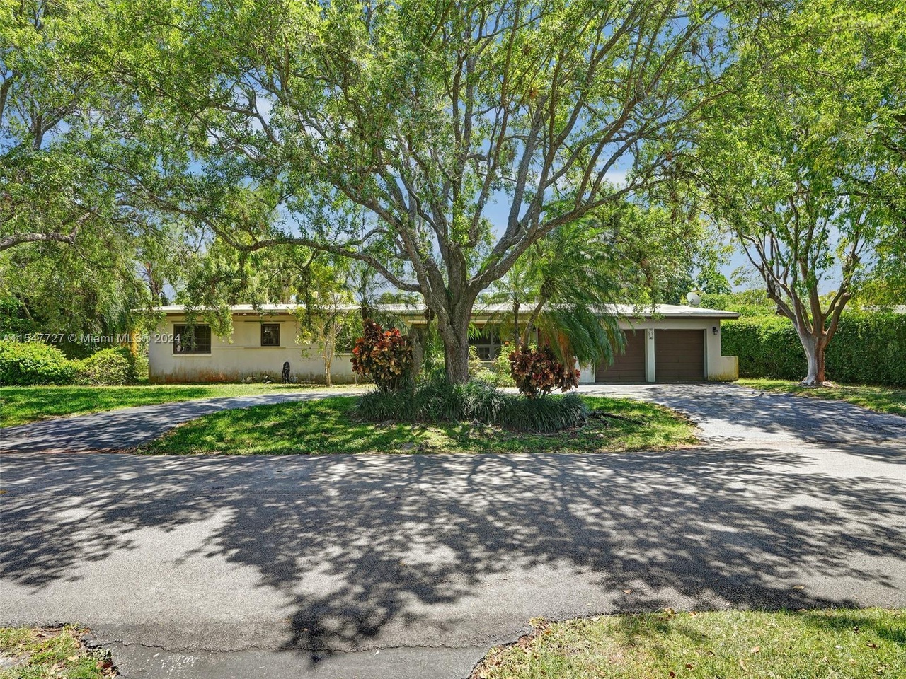 9200 SW 125th Ter, Miami, FL 33176 | MLS# A11547727 | Redfin