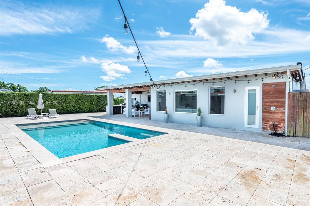 Why Choose Olympia Heights FL Homes?