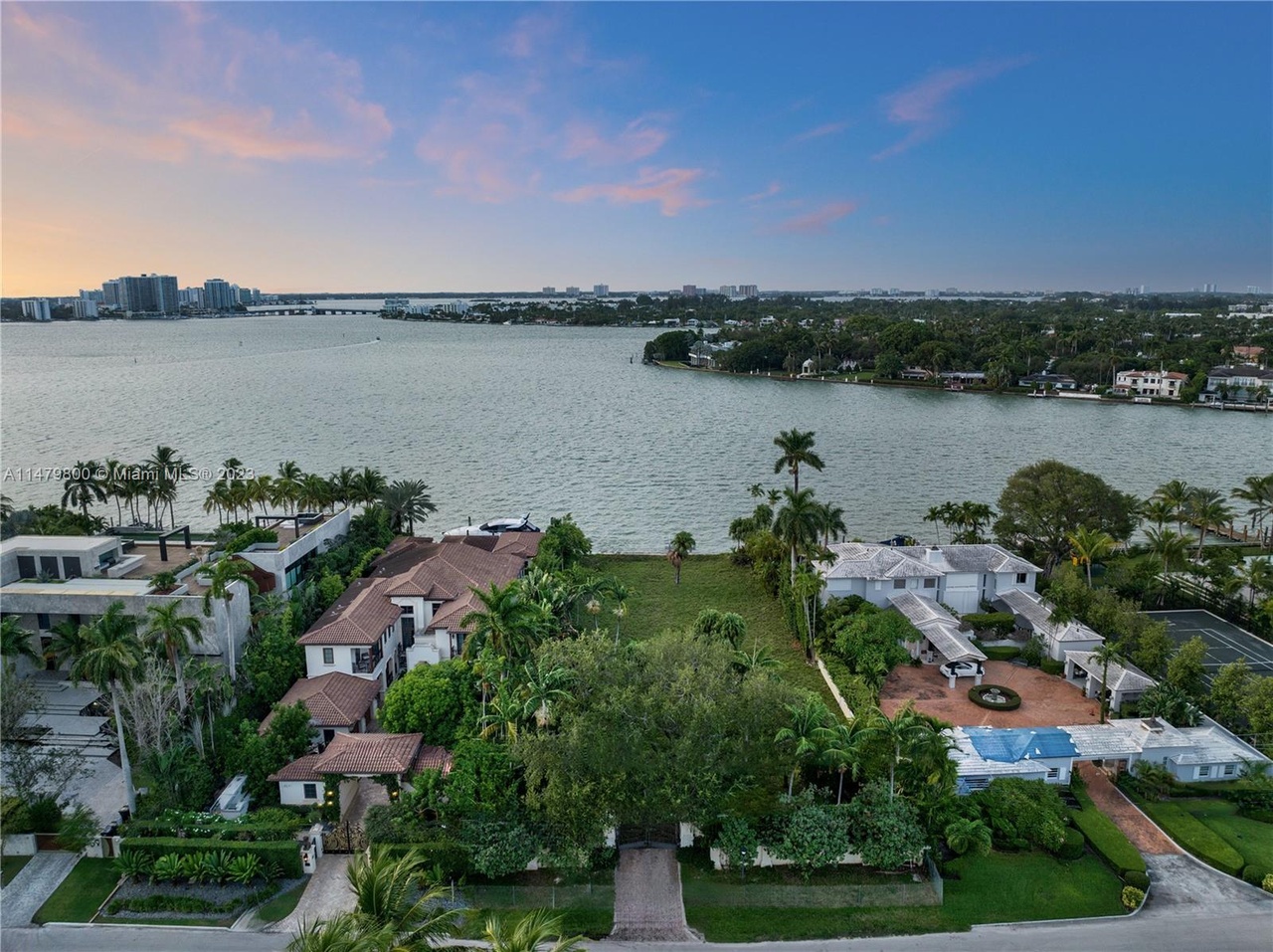 6300 N Bay Rd Miami Beach Fl 33141 6300 N Bay Rd, Miami Beach, FL 33141 | MLS# A11479800 | Redfin