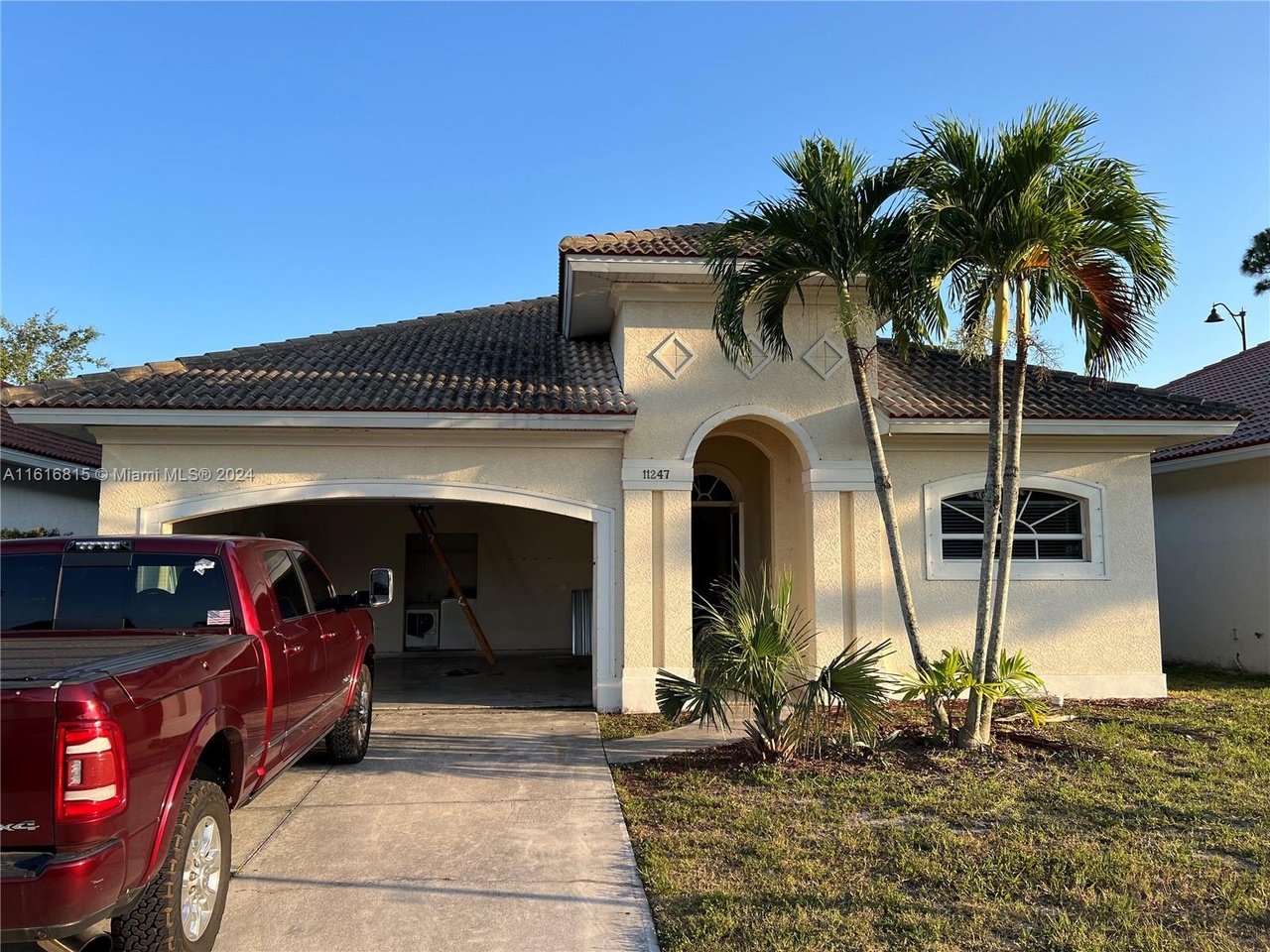 11247 La Coruna Ln, Bonita Springs, FL 34135 MLS A11616815 Redfin