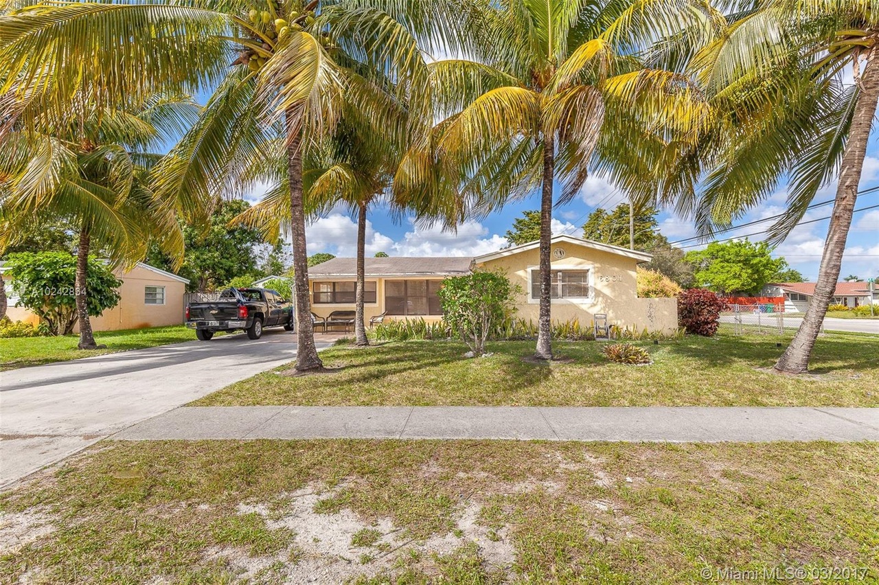 6801 SW 27th Ct, Miramar, FL 33023 | MLS# A10242834 | Redfin