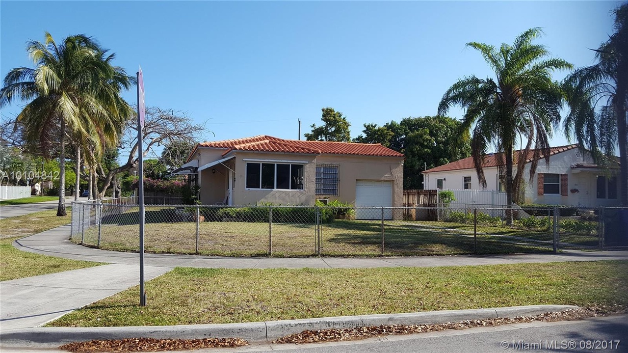 1760 SW 16th Ave, Miami, FL 33145 | MLS# A10104842 | Redfin