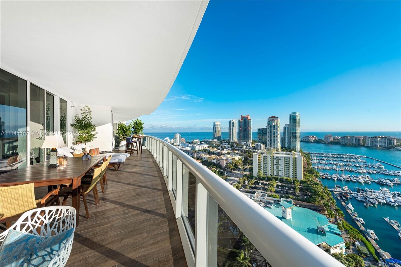 400 Alton Rd, Miami Beach, FL: Your Ultimate Travel Guide