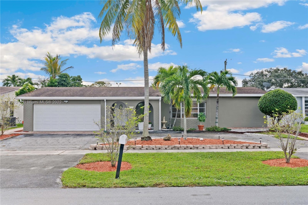 9110 Sunset Strip, Sunrise, FL 33322 | MLS# A11308916 | Redfin