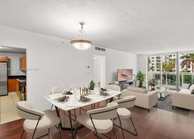 Property at 3000 S Ocean Dr #206, Hollywood, FL 33019, 1 bed, 1.5 baths