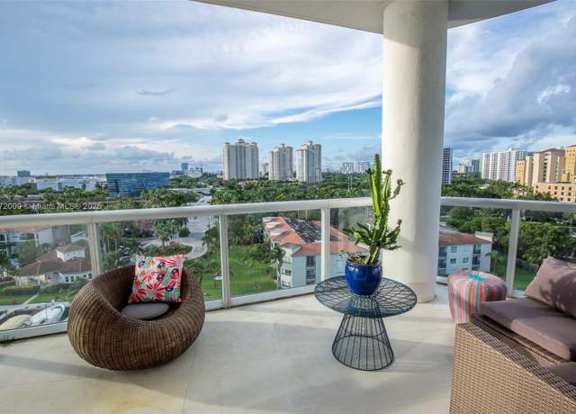 Property at 3131 NE 188th St Unit 2-1002, Aventura, FL 33180, 3 beds, 2.5 baths