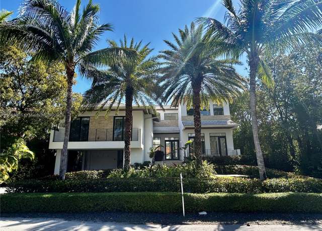 Property at 561 Hampton Ln, Key Biscayne, FL 33149, 6 beds, 6.5 baths