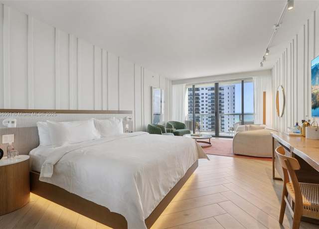 Property at 2201 Collins Ave #1013, Miami Beach, FL 33139, 1 bath