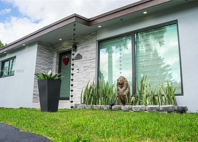 Property at 31140 SW 188th Ave, Homestead, FL 33030, 3 beds, 2 baths