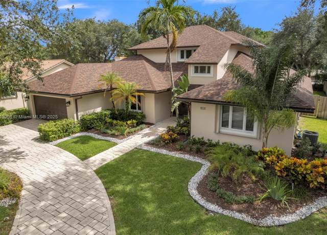 Property at 1031 SW 91st Ave, Plantation, FL 33324, 5 beds, 4 baths