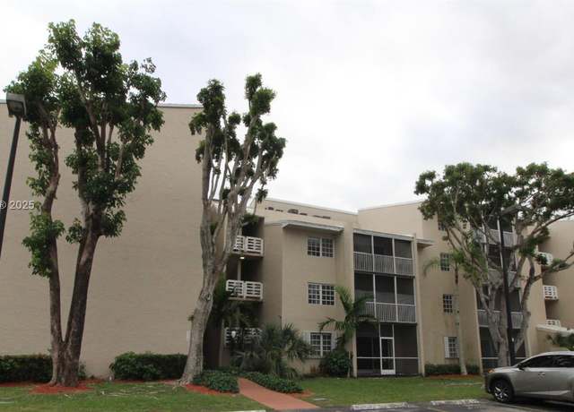 Property at 21133 SW 85th Ave #112, Cutler Bay, FL 33189, 1 bed, 1.5 baths