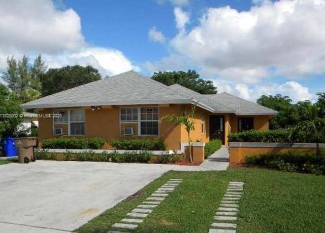 Property at 165 SW 5th Ct, Deerfield Beach, FL 33441, 3 beds, 2 baths