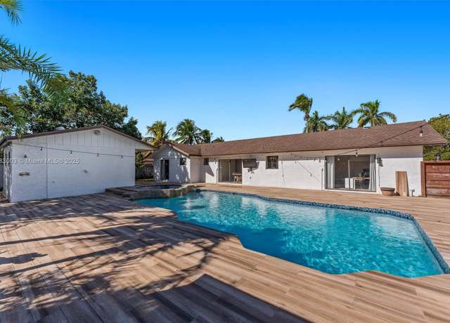Property at 12900 SW 189th St, Miami, FL 33177, 3 beds, 3 baths