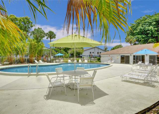 Property at 2761 S Oakland Forest Dr #201, Oakland Park, FL 33309, 2 beds, 1 bath