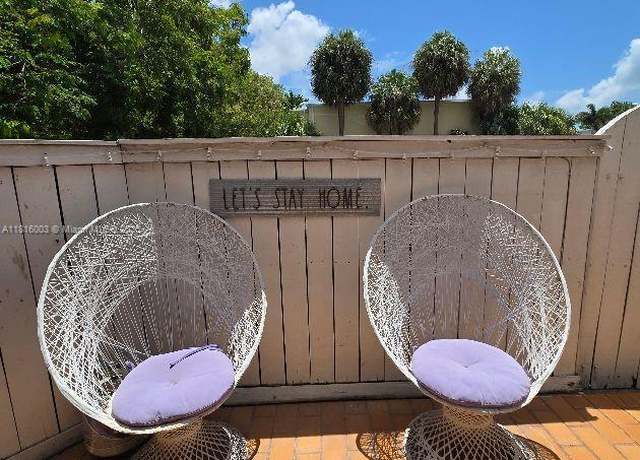Property at 4560 SW 68th Ct Cir Unit 61-9, Miami, FL 33155, 2 beds, 2.5 baths
