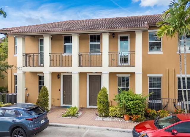 Property at 1334 SW 147th Ter, Pembroke Pines, FL 33027, 3 beds, 3 baths
