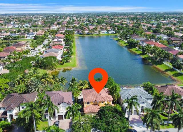 Property at 6641 SW 166th Ct, Miami, FL 33193, 4 beds, 3 baths