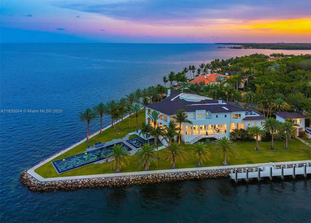 Property at 41 Arvida Pkwy, Coral Gables, FL 33156, 8 beds, 10 baths