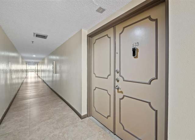Property at 17890 W Dixie Hwy #603, Miami, FL 33160, 2 beds, 2 baths