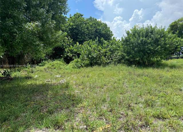 Property at 2136 NW 7th St, Fort Lauderdale, FL 33311