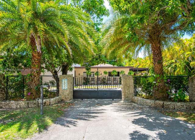 Property at 7650 SW 128th St, Pinecrest, FL 33156, 7 beds, 6 baths