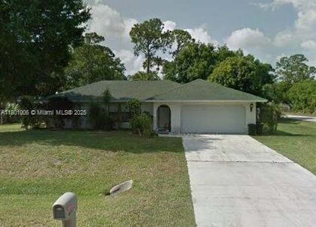 Property at 8007 Pensacola Rd, Fort Pierce, FL 34951, 2 beds, 2 baths