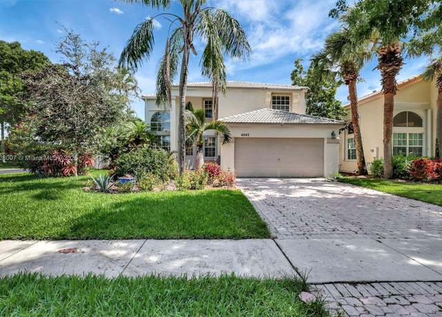 Property at 6042 Branchwood Dr, Lake Worth, FL 33467, 5 beds, 3 baths