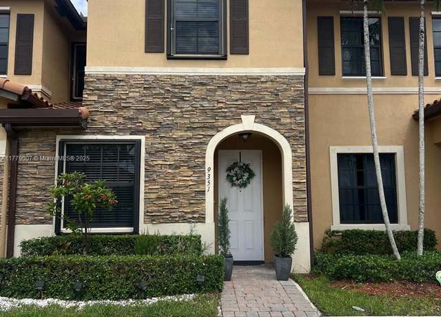 Property at 9351 W 33rd Ln #9351, Hialeah, FL 33018, 3 beds, 2.5 baths