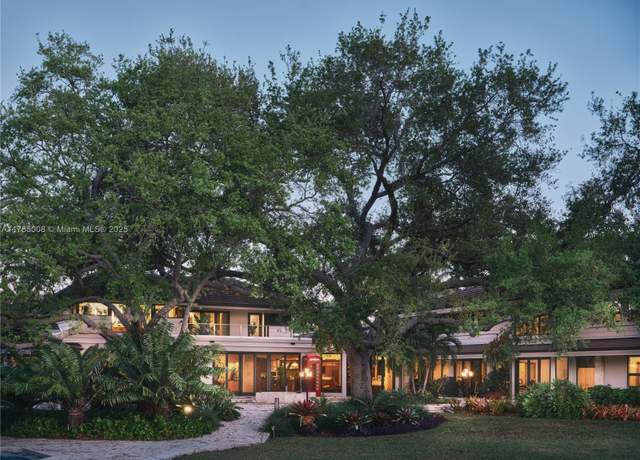 Property at 700 Arvida Pkwy, Coral Gables, FL 33156, 7 beds, 7.5 baths
