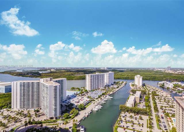 Property at 15901 Collins Ave #2805, Sunny Isles Beach, FL 33160, 2 beds, 2 baths