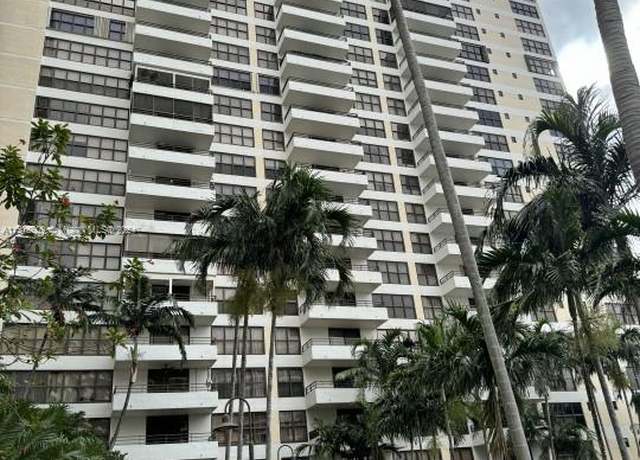 Property at 2500 Parkview Dr #618, Hallandale Beach, FL 33009, 2 beds, 2 baths