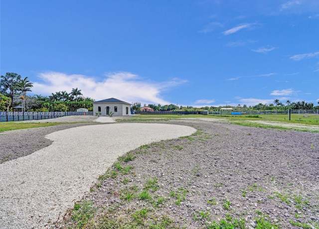 Property at 19620 SW 206 St, Miami, FL 33187, 2 beds, 2 baths