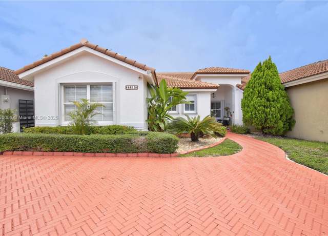 Property at 4610 SW 163rd Path, Miami, FL 33185, 3 beds, 2 baths