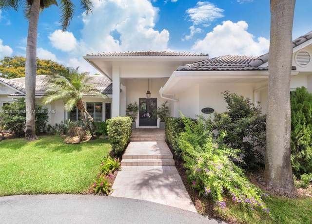 Property at 15503 SW 74th Pl, Palmetto Bay, FL 33157, 5 beds, 5.5 baths