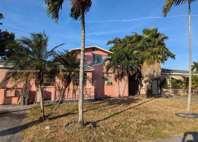 Property at 1853 Taft St, Hollywood, FL 33020, 6 beds, 3 baths
