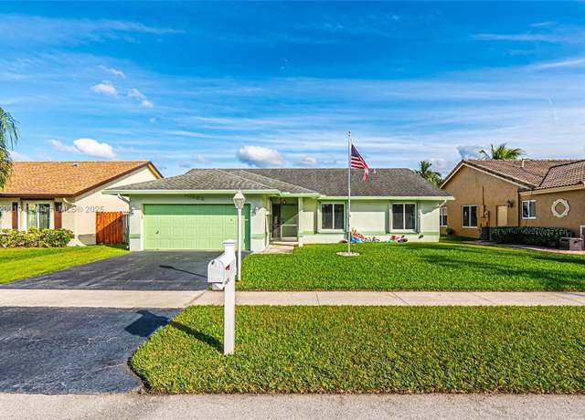 Property at 10282 Welleby Isles Blvd, Sunrise, FL 33351, 3 beds, 2 baths