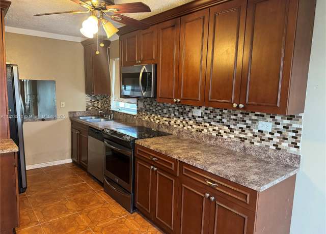 Property at 6150 NW 62nd St #312, Tamarac, FL 33319, 2 beds, 2 baths