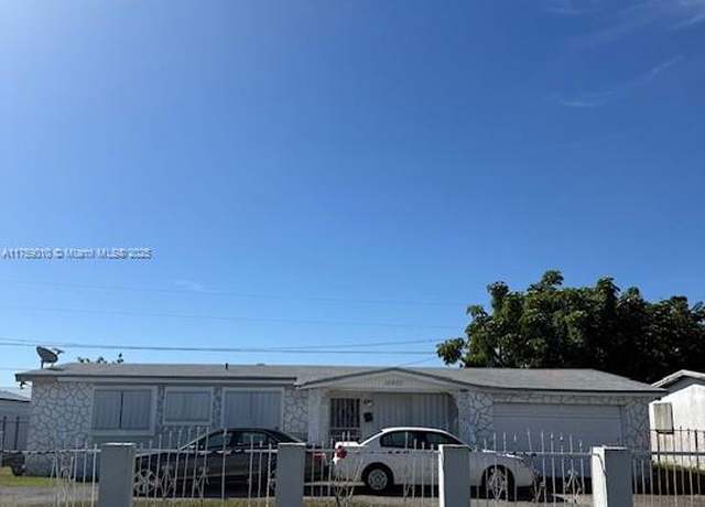 Property at 10460 SW 149th St, Miami, FL 33176, 3 beds, 1.5 baths