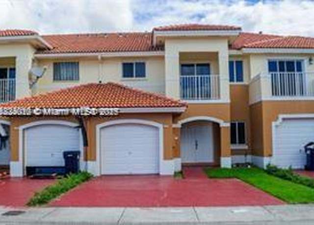Property at 5751 SW 162nd Ct, Miami, FL 33193, 3 beds, 2.5 baths