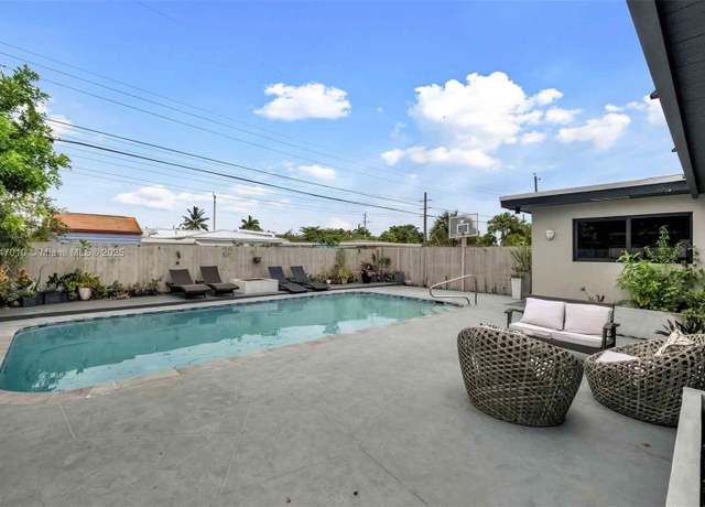 Property at 530 NW 39, Oakland Park, FL 33309, 3 beds, 2 baths