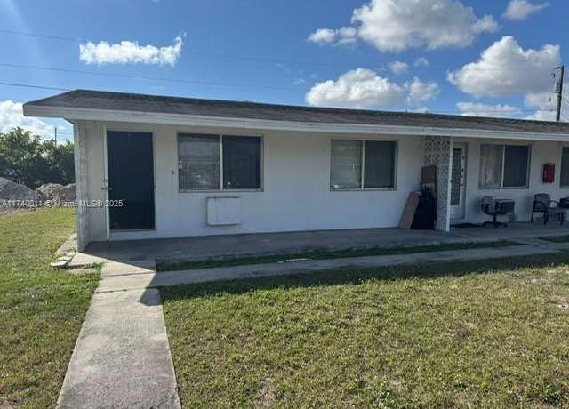Property at 735 Ridge Rd #1, Lantana, FL 33462, 2 beds, 1 bath