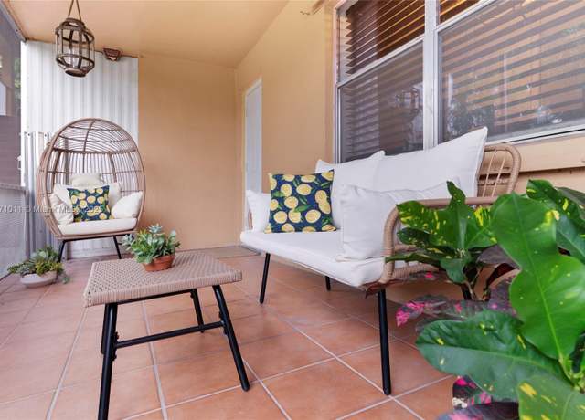 Property at 2837 Pierce St #8, Hollywood, FL 33020, 2 beds, 1 bath