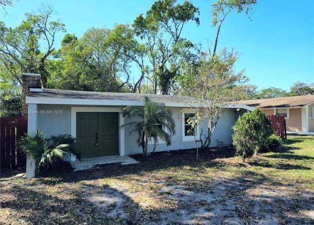 Property at 6208 SW 26th St, Miramar, FL 33023, 4 beds, 3 baths
