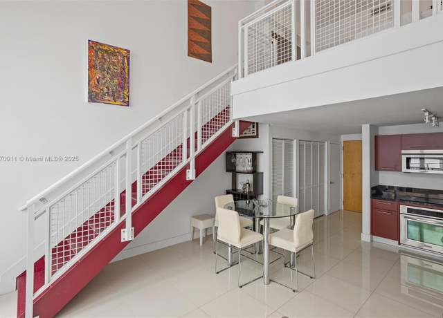 Property at 253 NE 2 St #626, Miami, FL 33132, 1 bed, 1.5 baths