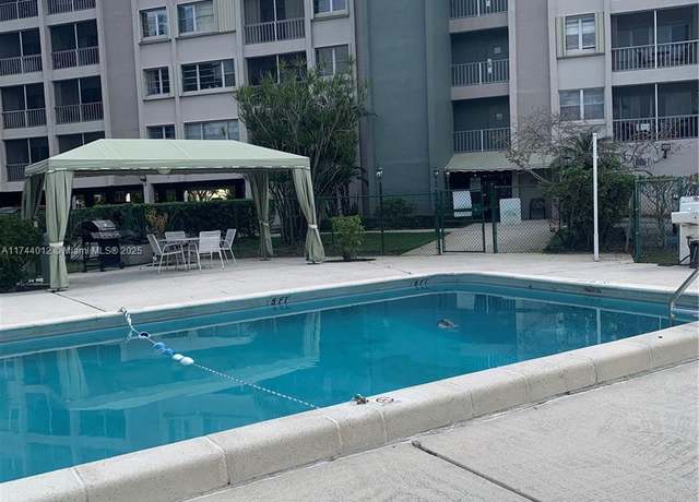 Property at 505 Spencer Dr #101, West Palm Beach, FL 33409, 2 beds, 2 baths