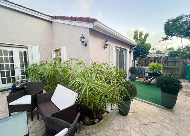 Property at 11769 SW 92nd Ln, Miami, FL 33186, 2 beds, 2 baths