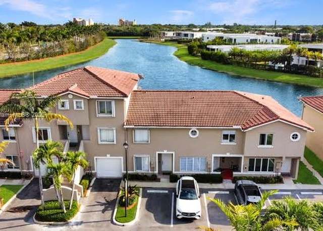 Property at 174 Riviera Cir Unit 27-4, Weston, FL 33326, 2 beds, 2.5 baths