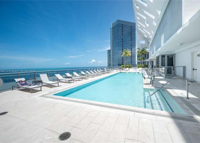 Property at 1300 Brickell Bay Dr #2710, Miami, FL 33131, 2 beds, 2 baths