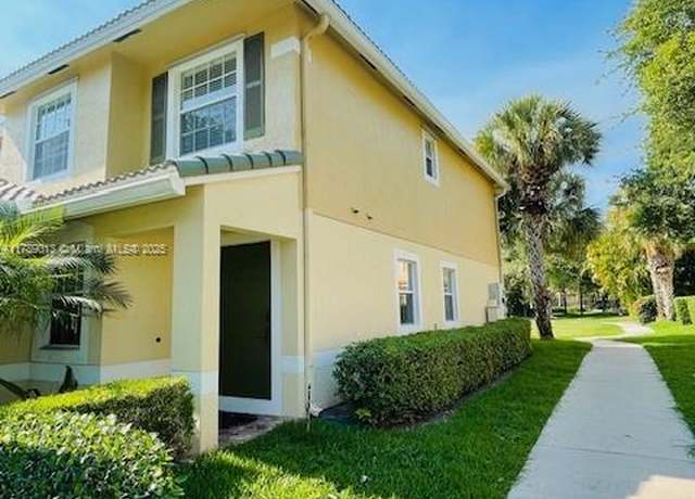 Property at 22111 Majestic Woods Way, Boca Raton, FL 33428, 3 beds, 2.5 baths